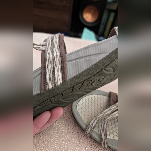 BareTraps Strappy Sandals size 8 - Picture 7 of 8